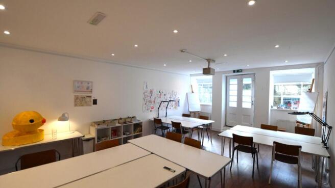 Allied-Surveyors-Scotland-36 Henderson Row-shop-12