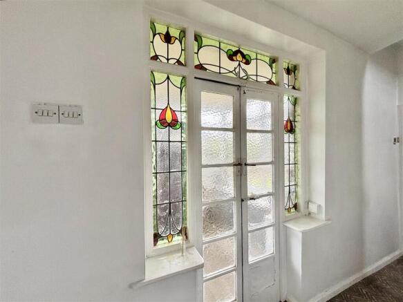 2 bed Semi-Detached for sale Image 9