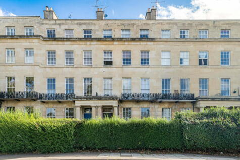 Lansdown Crescent, Cheltenham, GL50
