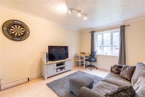 21, Adwood Court, Thatcham RG19 4ES