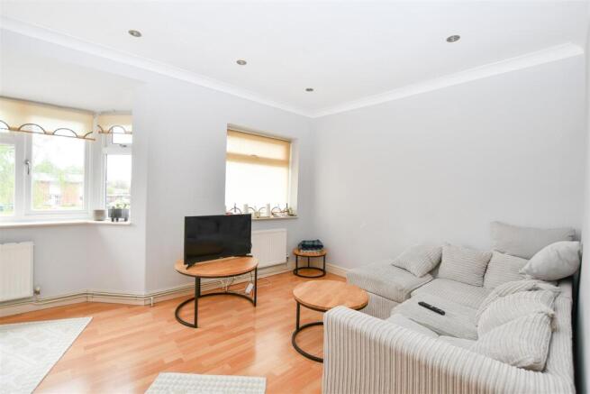 Living Room.jpg