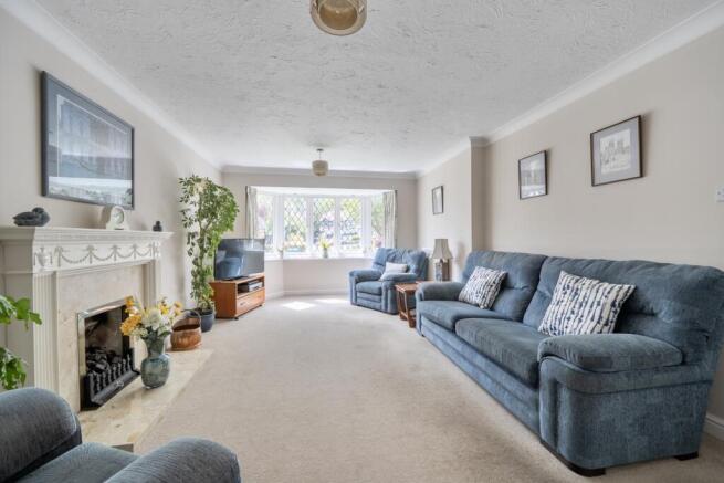 Lounge 2