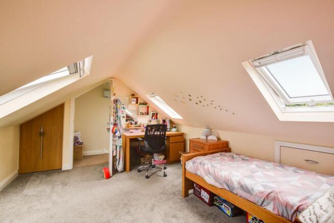 Bedroom 4 (Double)