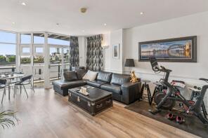 59, Prices Court, Cotton Row, London SW11 3YS