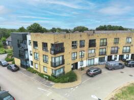 Flat 9, 5 Southfields House, Southfields Green, Gravesend DA11 7BF
