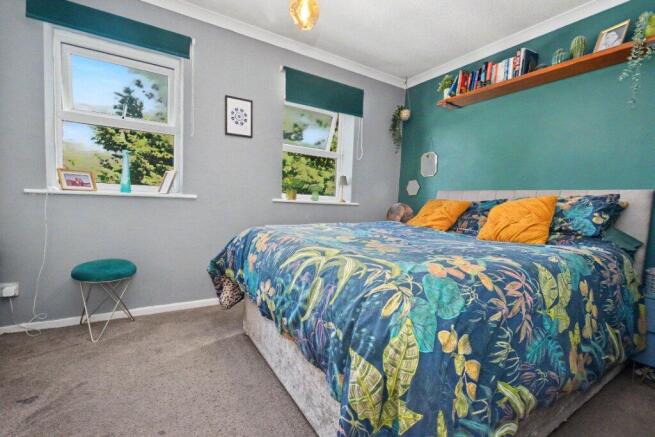 2 bed Semi-Detached for sale Image 7