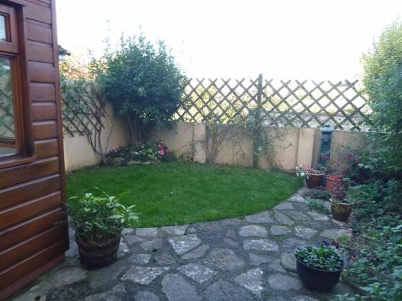 Photo 11
