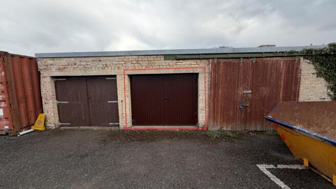 Lock up at 28 Sidegate