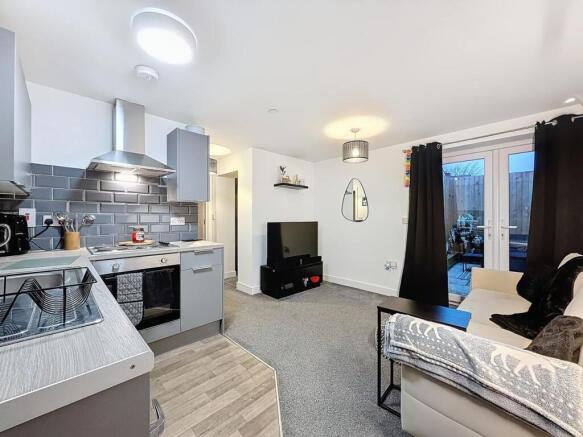 Living Room / Kitchen