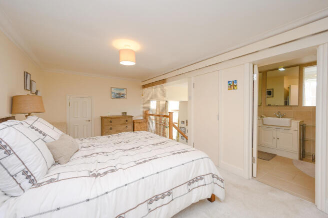 4 Downings House-16