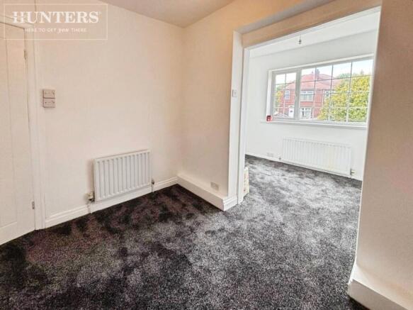 2 bed Semi-Detached to rent Image 10