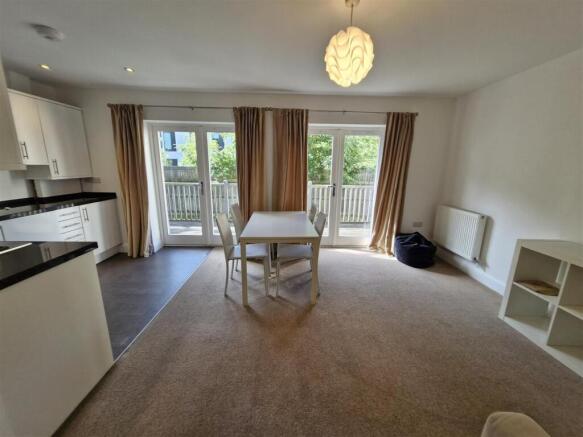 Living area.jpg