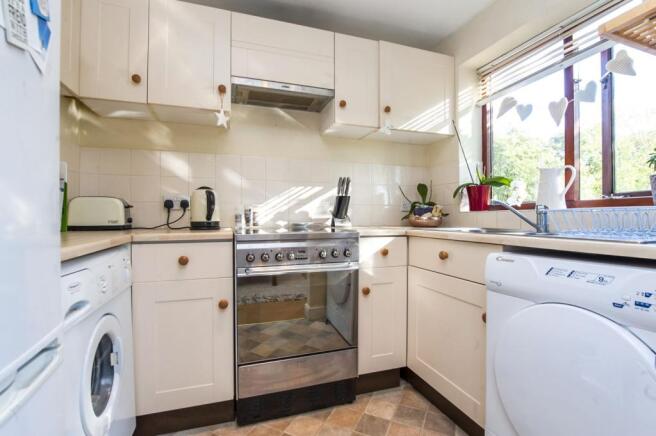 kitchen 2 (Main)