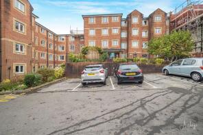 15, Maxime Court, Gower Road, Sketty, Swansea SA2 9FB