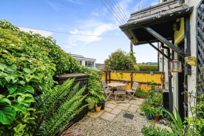Front Garden Area