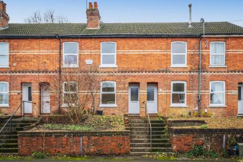 Baltic Road, Tonbridge (no chain)