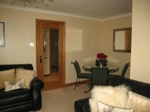 Din area of lounge