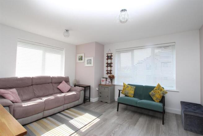 1 bed Apartment to rent Image 5
