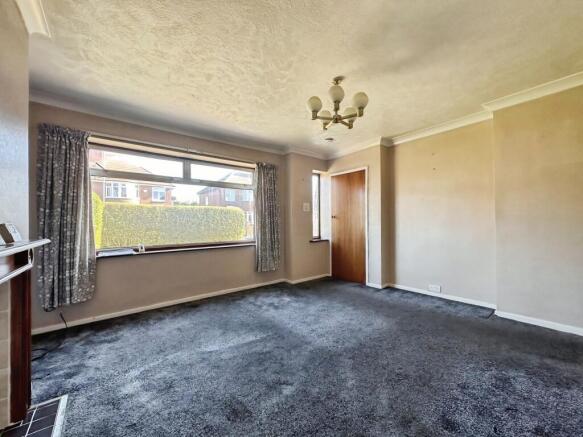 3 bed Semi-Detached for sale Image 6