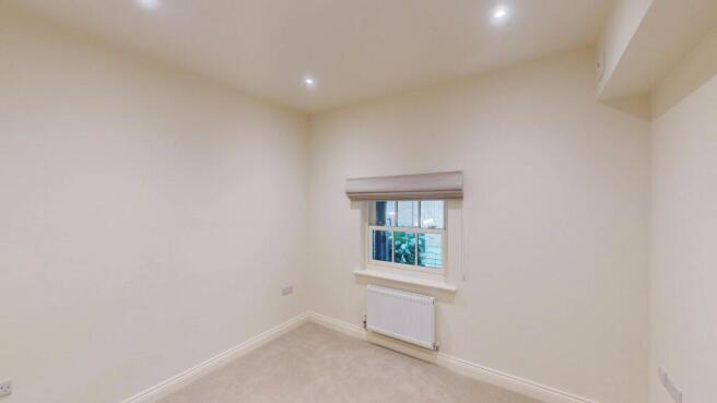 4 bed Mews to rent Image 12