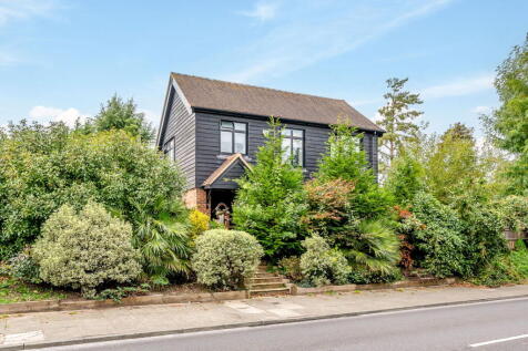 Alma Barn Mews, Chelsfield Lane BR6