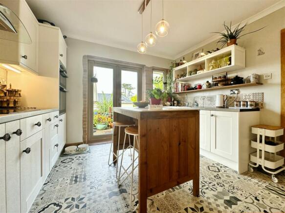 Kitchen Towards Deck.JPG