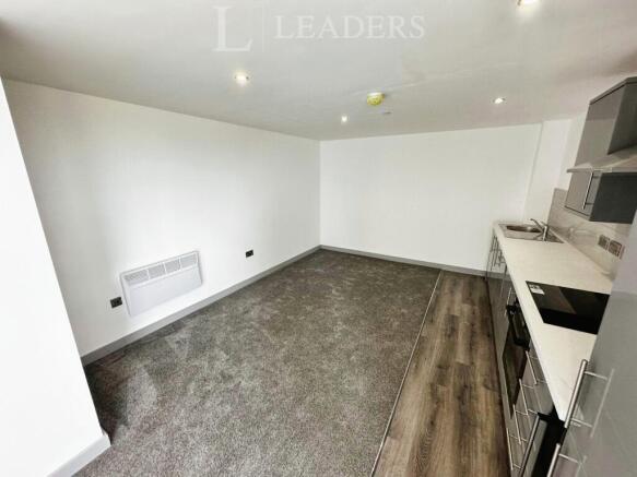 1 bed Flat to rent Image 5