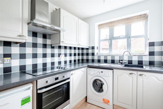 7 Roseleigh Gardens-14.jpg