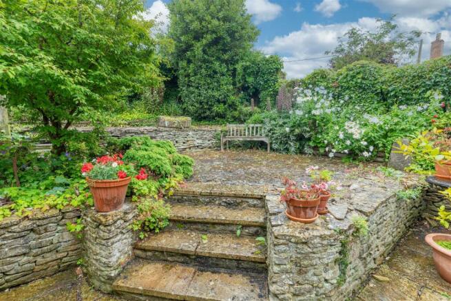 Garden 1.jpg