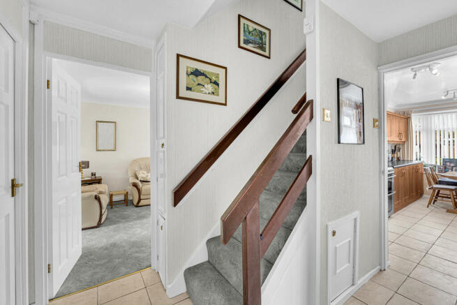 39 NARROW LANE-33
