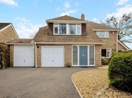 21, Durrant Way, Lymington SO41 6DQ