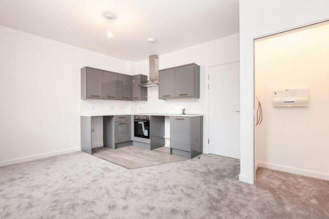 Kitchen / Lounge