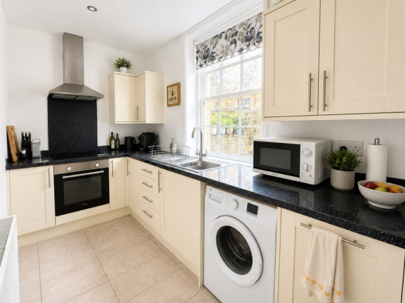 Titus Street, Saltaire, Shipley, BD18 photo 4