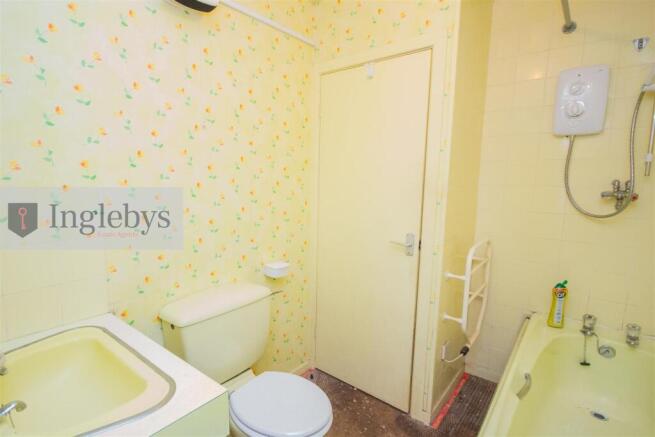 1 bed Flat for sale Image 6