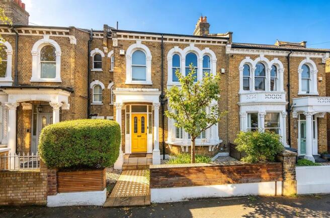 20 Bushey Hill Road-1v1.jpg