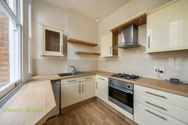 7eb6b296-a94c-401...