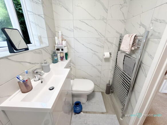 2 bed Flat to rent Image 9