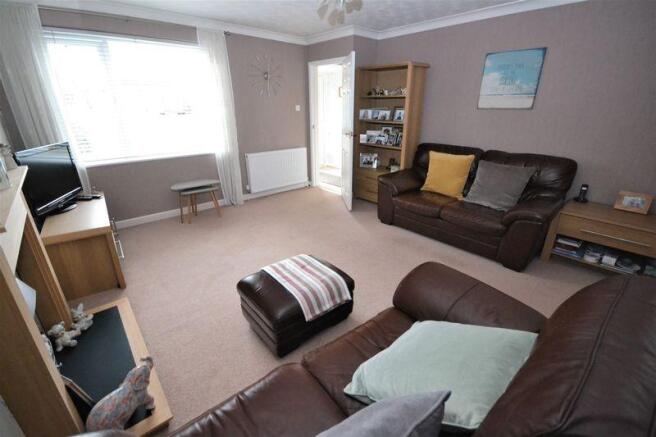 lounge 2