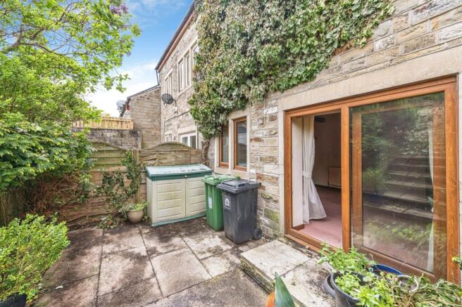 3 bed Town House for sale Image 11