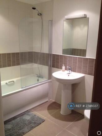 Spacious Main Bathroom