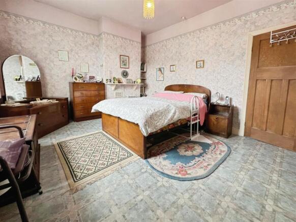 2 bed Semi-Detached for sale Image 11