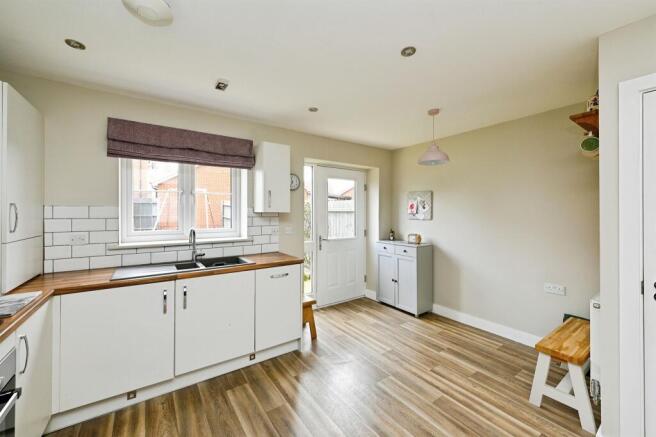 Orchard Crescent, King's Lynn photo 4