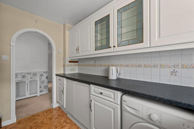 2 bed Detached Bungalow for sale Image 3