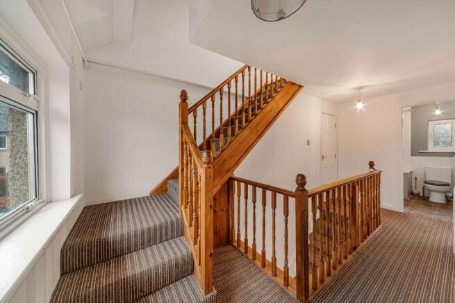 3 bed Terraced for sale Image 5