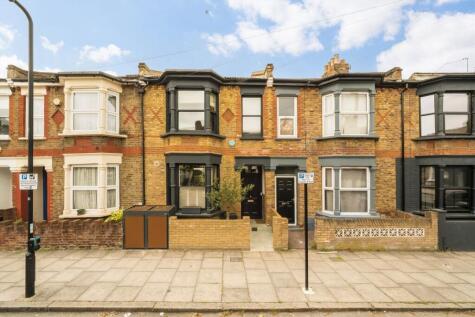Alfearn Road, Clapton