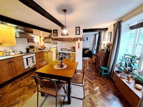 Kitchen.jpg