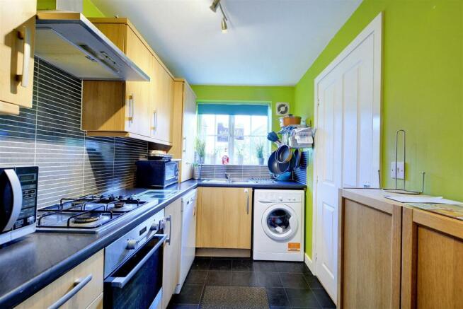 Kitchen_2.jpeg