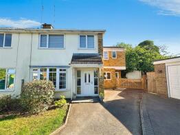 29, Box Close, Whitnash CV31 2QD