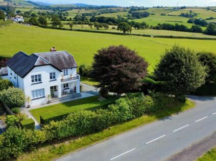Fronhaul, Llandre, (with land)