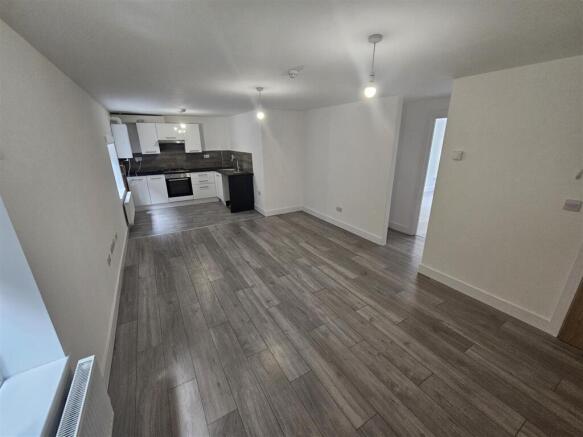 Lounge Kitchen